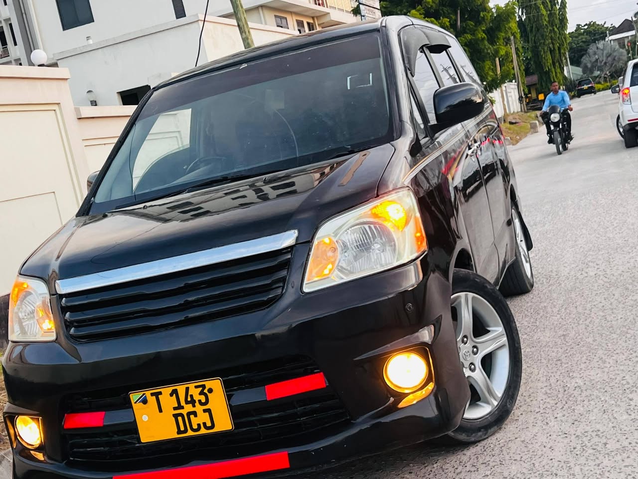 A picture of Toyota Noah