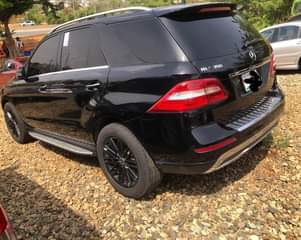 A picture of 2013 Ml350 Benz