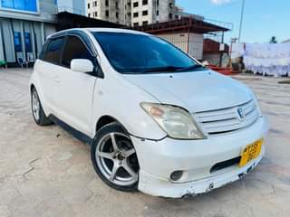 A picture of Toyota IST
