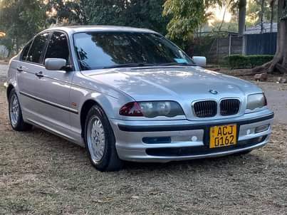 bmw 318i