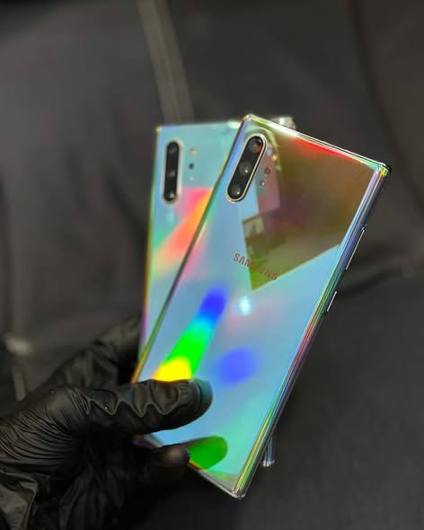 A picture of Samsung note 10plus