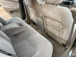 A picture of 2004 TOYOTA CAMRY