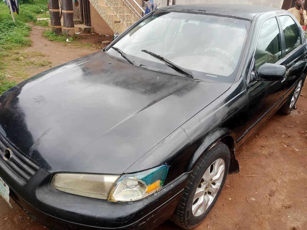 A picture of Toyota camry tiny light