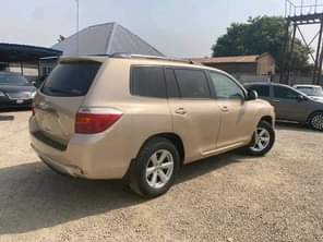 A picture of UNREGISTERED An Extremely Clean UNREGISTERED Toyota Highlander 2008 With Original