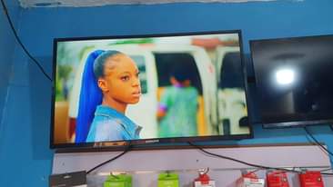 A picture of Tv Globalstar 40 inches with digital on sell 0704678066 0785023470