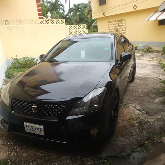 toyota crown