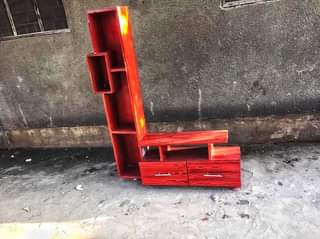 A picture of Show Case Mbao ngumu