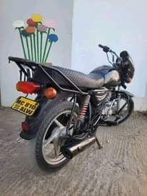 A picture of Boxer BM 150 inauzwa mbagala zakhem