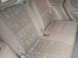 A picture of 2000 Toyota 2000 17