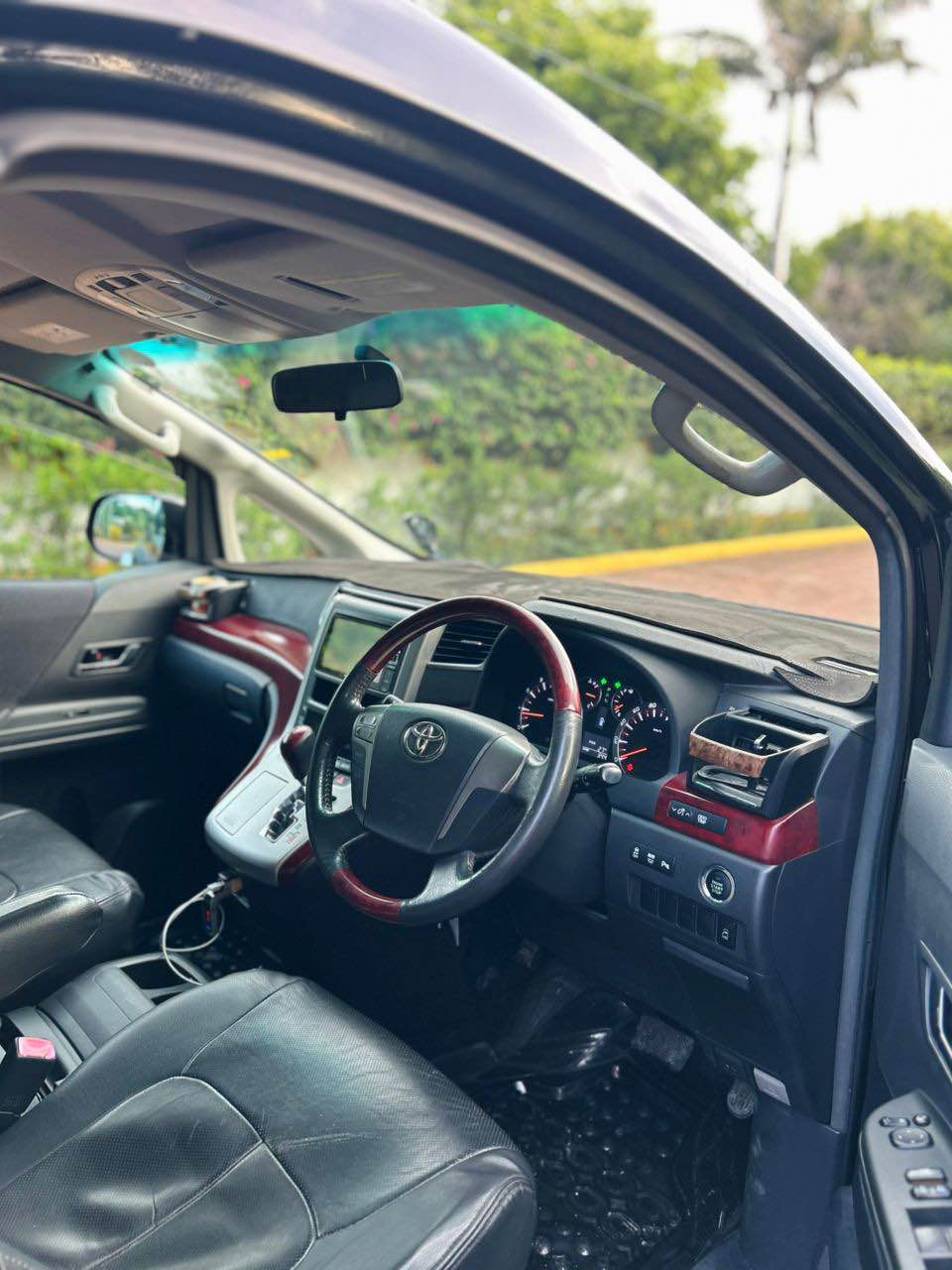 A picture of VELLFIRE