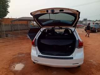 A picture of Used Toyota Venza 015