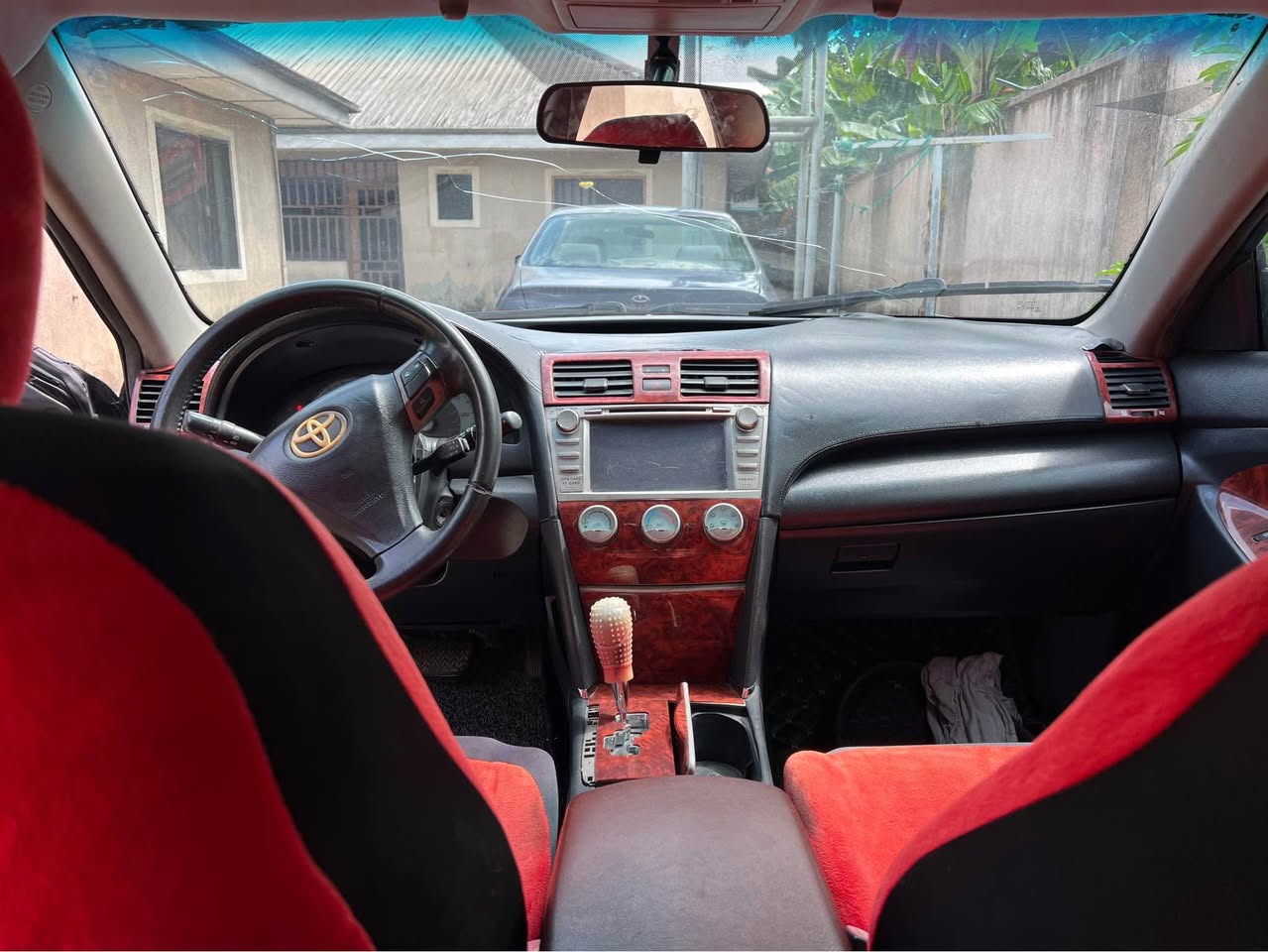 A picture of Toyota Camry SE 2008 model