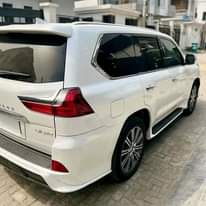 A picture of FOREIGN USED 2017 LEXUS LX570 SPORTPLUS Accident Free Full Option