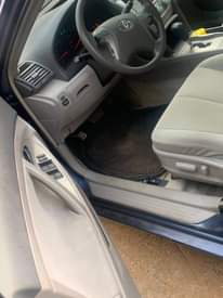 A picture of 2008 TOYOTA CAMRY LE
