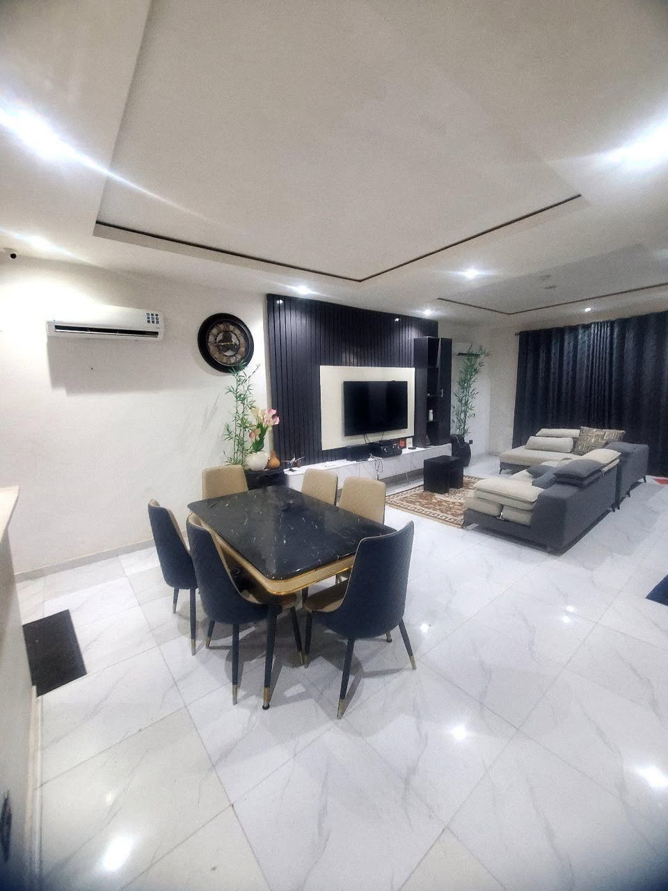 A picture of 4 bedroom duplex