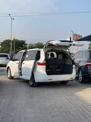 A picture of Direct Belgium Toyota Sienna Year 2017 Colour White ustom uty