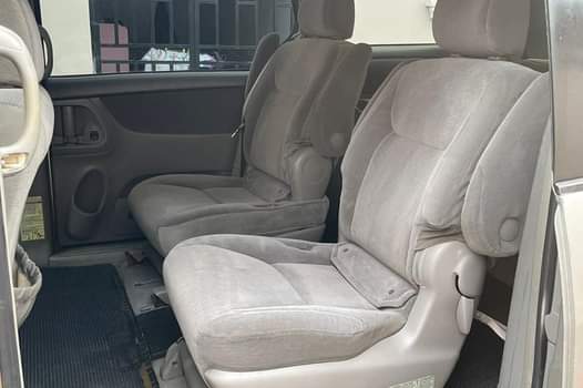 A picture of 2005 Toyota Sienna