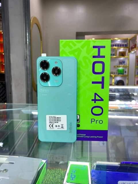 A picture of inifinix hot40pro