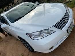 A picture of First body pan Lexus ES 350 AC gear and engine