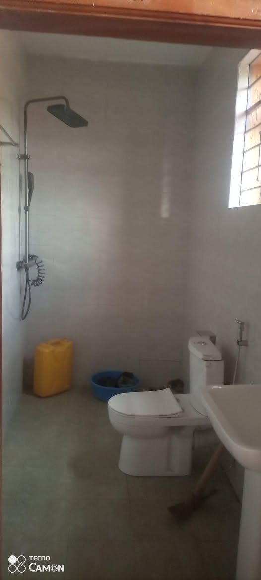 A picture of 1 bedroom and sitting room for rent in bweyogerere kirinya