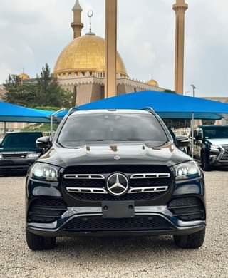 A picture of DIRECT FOREIGN USED 2021 MERCEDES BENZ GLS580 LWB 7 SEATERS