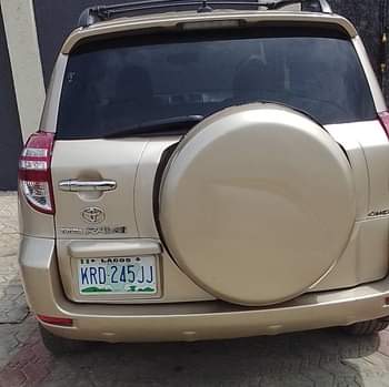 A picture of Toyota Camry 07 08 sport edition untouched engine and gear