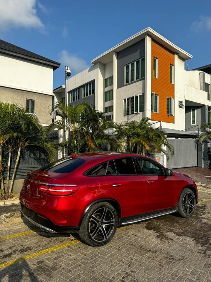 A picture of GLE350