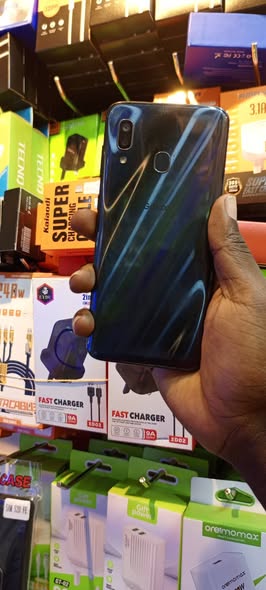 A picture of Samsung A30
