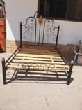 A picture of Nina uza kitanda 5 6 Bei 165 tu nipgie 0689319654