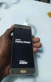 A picture of SAMSUNG NOTE 5