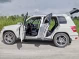 A picture of 2009 model GLK350 FIRST BODY FIRST USER Super silent V6