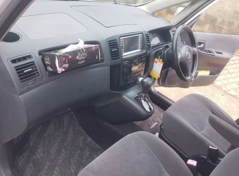 A picture of 2010 Toyota spacio