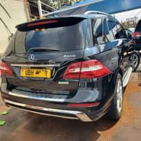 A picture of ML350 4Matic 2014 70m