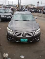 A picture of 2009 Toyota Camry with sound 4 plugs engine Andriod Screen