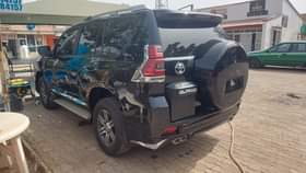 A picture of Toyota Landcruiser Prado 2018 model