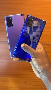 A picture of UK USED SAMSUNG IPHONES AVAILABLE AT DISCOUNTED PRICES Call WhatsApp