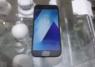 A picture of SAMSUNG GALAXY A5