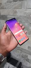 A picture of Samsung S10 GB128 RM8 BEI 280 000 Number 0713823976