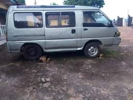 A picture of 2003 Mistibushi L 300