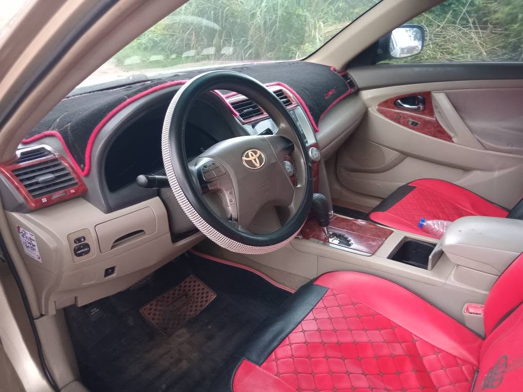 A picture of Mozel camry direct 011