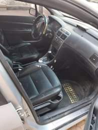 A picture of PEGEOUT 307 AUTOMATIC DRIVE BUY AND DRIVE PRICE SLASHED TO