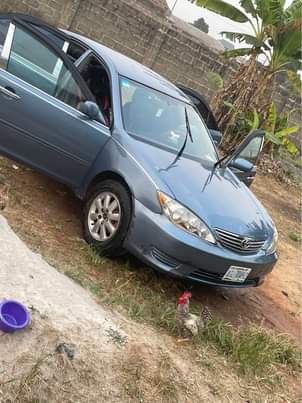 A picture of Camry o4