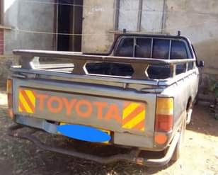 A picture of TOYOTA HILUX P UP 3Y ON SALE