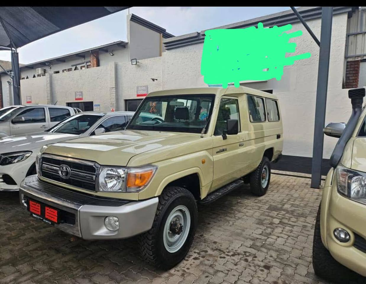 A picture of Hardtop for sale call 0657633355