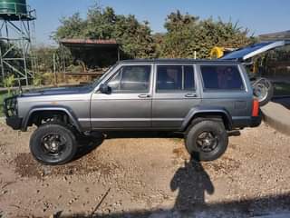jeep cherokee