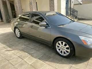 A picture of Honda Accord DC automatic
