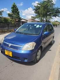 A picture of 2006 toyota raum kali sana raum