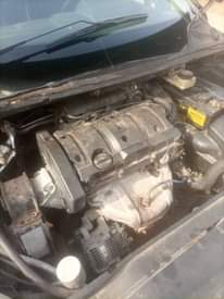A picture of 307 Peugeot