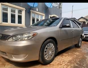 A picture of Toyota Camry 05 Tokunbo standard Very clean car