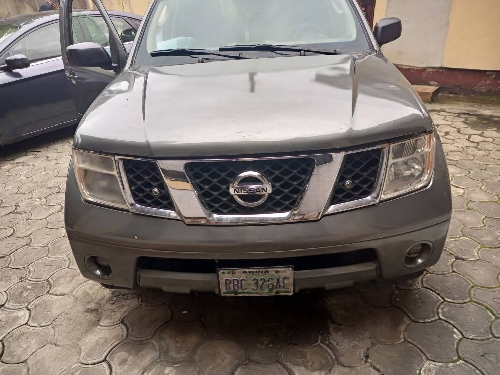 A picture of 2006 model Nissan Pathfinder
